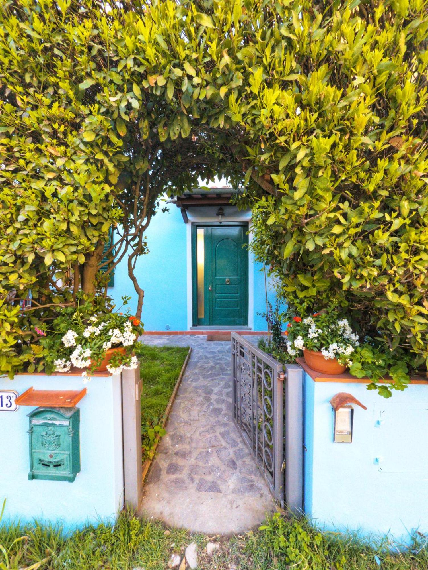 Casa Arya - Independent House - Near The Walls Лукка Экстерьер фото